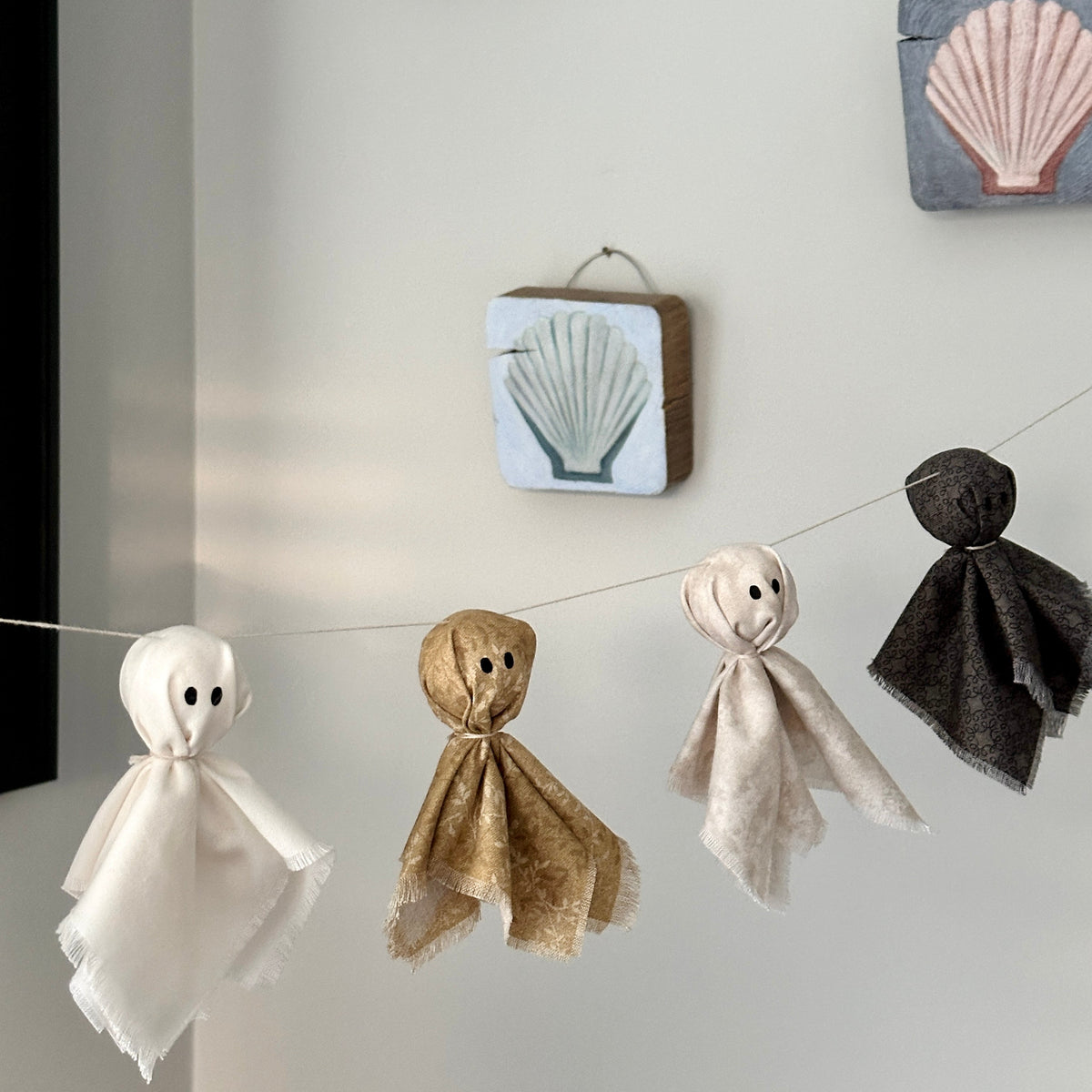 Ghostie Garland Craft Kit